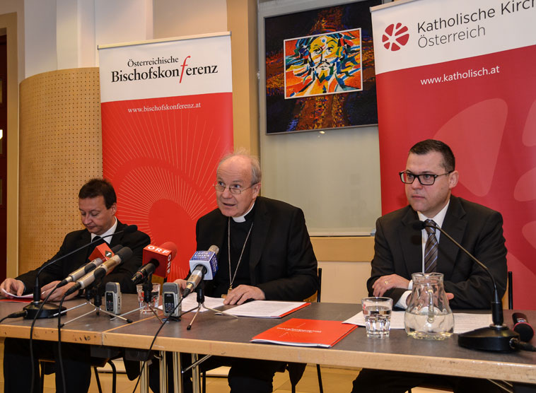 Kardinal Schönborn präsntiert die Ergebnisse der Frühjahrsvollversammlung der Österreichischen Bischofskonferenz 2016