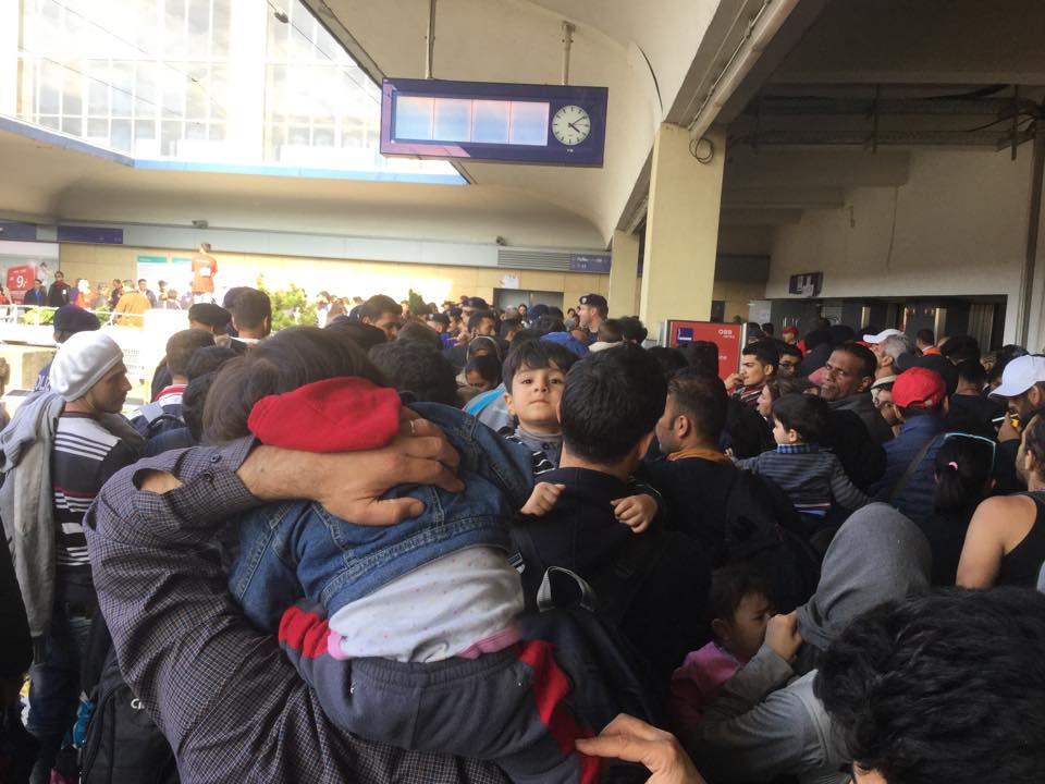 Flüchtlinge brauchen Notschlafstätte
